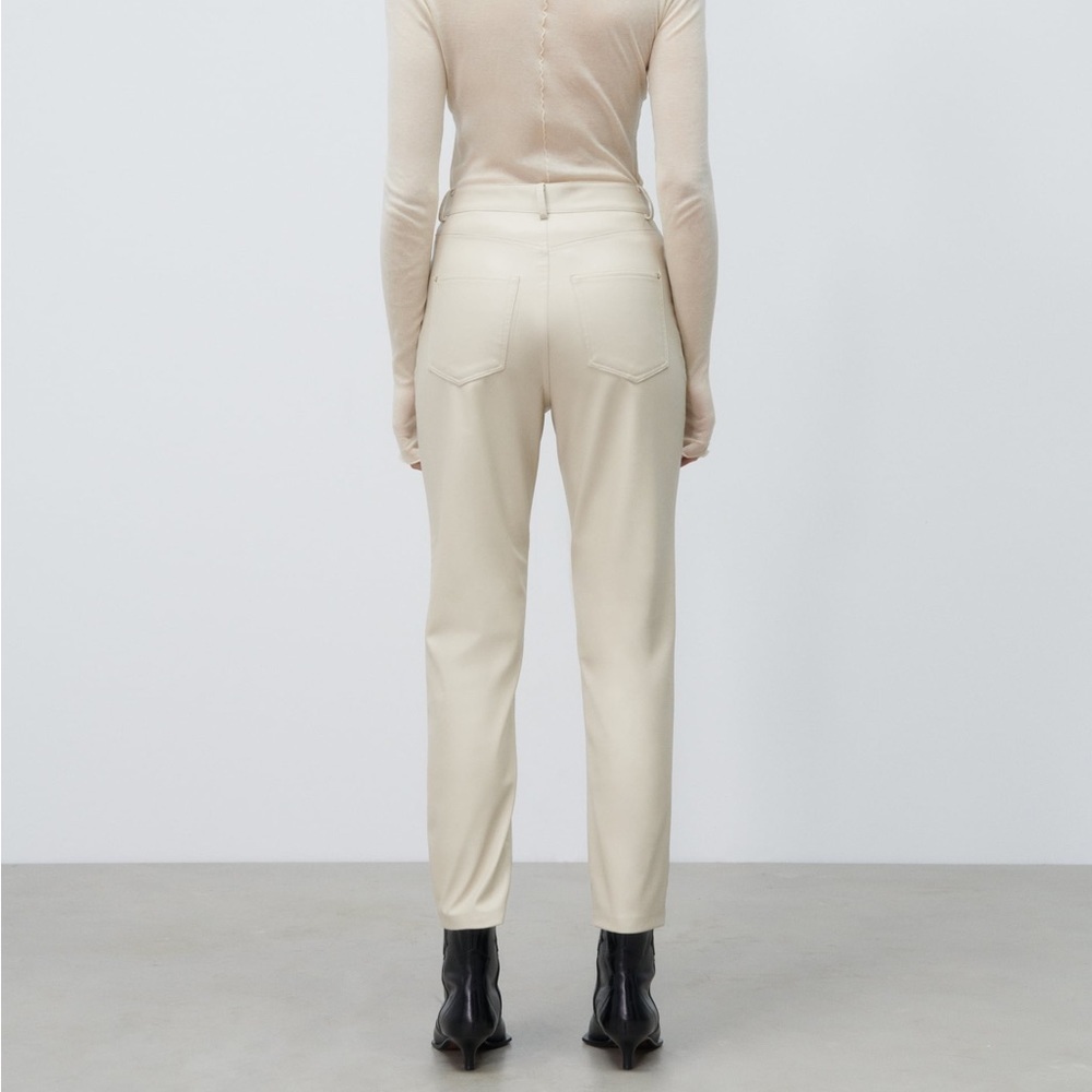 Zara cream faux leather mom fit pants Womens size 2 - Picture 3 of 7
